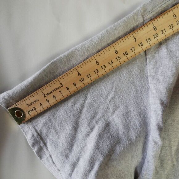 Disneyland Resort Disney Adult XL T-Shirt Gray Mickey Goofy Nemo Buzz 2009 Print - Picture 9 of 10